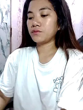 Rosette0516 online show from May 2026 05:29:01 PM