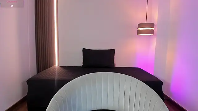 luvely online show from December 2025 10:39:02 PM