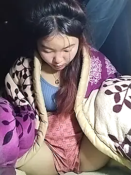 lylylove online show from February 2026 03:04:01 AM