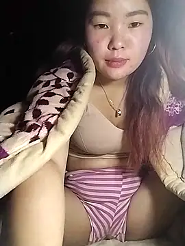 lylylove online show from February 2026 01:10:02 AM