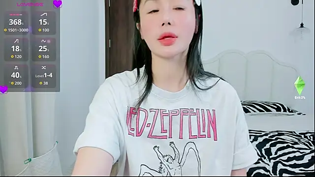 Snapshot of strawberry-ni chatting on November 2025 03:01:02 PM strawberry-ni online show from November 2025 03:01:02 PM