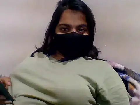 Snapshot of Vaani_Singha chatting on April 2026 12:11:02 PM Vaani Singha online show from April 2026 12:11:02 PM