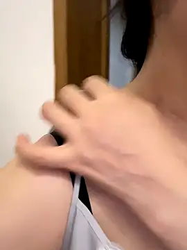 Snapshot of xiiuuff18 chatting on September 2025 11:15:01 AM xiiuuff18 online show from September 2025 11:15:01 AM