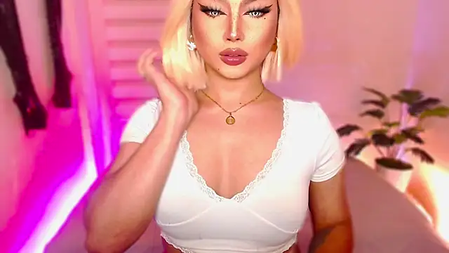 MissRumi Hunter online show from April 2026 07:01:02 PM