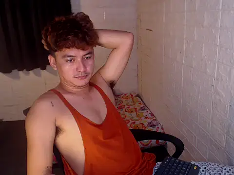 Snapshot of Tempting_jon chatting on June 2026 04:07:02 AM Tempting jon online show from June 2026 04:07:02 AM