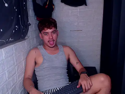 Snapshot of Tempting_jon chatting on June 2026 08:39:02 AM Tempting jon online show from June 2026 08:39:02 AM