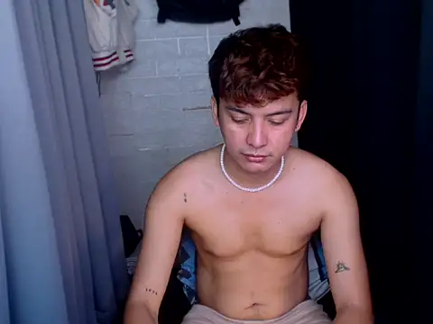 Snapshot of Tempting_jon chatting on July 2026 05:01:01 AM Tempting jon online show from July 2026 05:01:01 AM