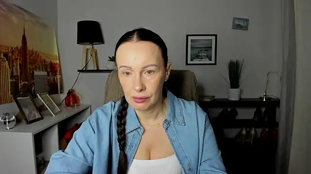 Velvet Jasmine online show from February 2026 06:29:02 AM