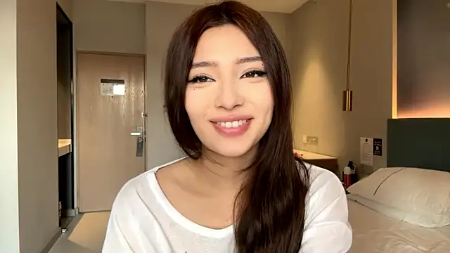 Snapshot of LaurelLeier chatting on January 2026 07:35:02 AM LaurelLeier online show from January 2026 07:35:02 AM