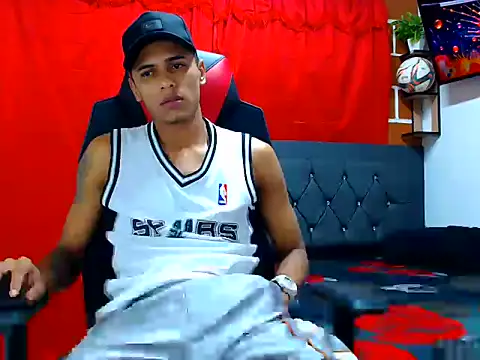 cristian tayron1 online show from July 2026 10:19:01 AM