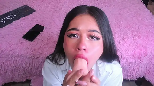 Snapshot of Dulceemia_ chatting on September 2025 07:36:02 PM Dulceemia  online show from September 2025 07:36:02 PM