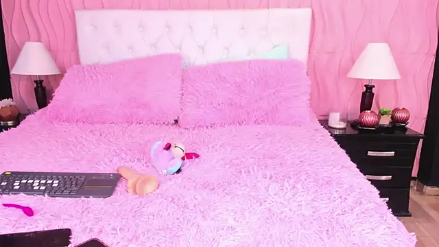 Snapshot of Dulceemia_ chatting on September 2025 07:52:01 PM Dulceemia  online show from September 2025 07:52:01 PM