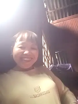  YooY  online show from November 2025 03:01:02 AM