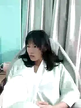 Snapshot of Ly-ny chatting on October 2025 07:18:01 AM Ly-ny online show from October 2025 07:18:01 AM