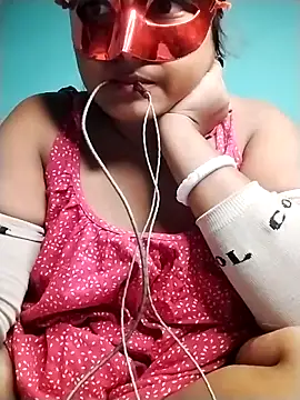 mimi87hoty online show from November 2025 04:36:01 PM