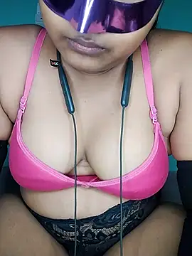 mimi87hoty online show from April 2026 02:00:01 PM