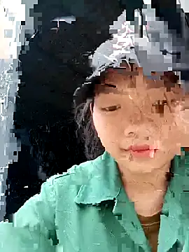 Ananine online show from November 2025 07:53:01 AM