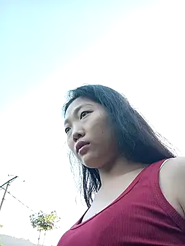 Snapshot of Ananine chatting on May 2026 11:00:01 PM Ananine online show from May 2026 11:00:01 PM