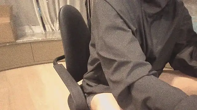 msk2004 06 online show from October 2025 04:05:02 PM