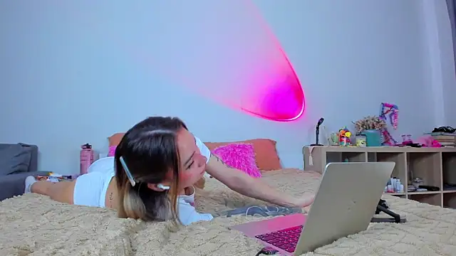 baobei03 online show from September 2025 07:10:02 AM