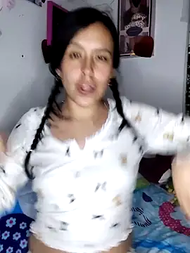 Snapshot of Queen_Ashly chatting on June 2026 02:29:01 AM Queen Ashly online show from June 2026 02:29:01 AM