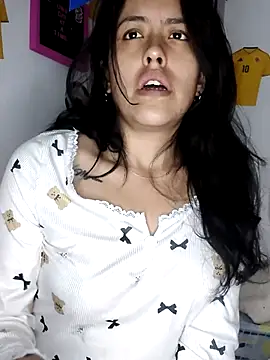 Snapshot of Queen_Ashly chatting on July 2026 03:02:02 AM Queen Ashly online show from July 2026 03:02:02 AM