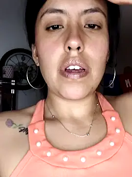 Snapshot of Queen_Ashly chatting on July 2026 04:19:01 AM Queen Ashly online show from July 2026 04:19:01 AM