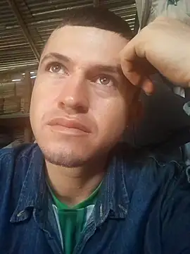 Loquendo2201 online show from September 2025 01:13:01 PM