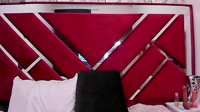 Dafne Fire online show from October 2025 12:25:01 PM