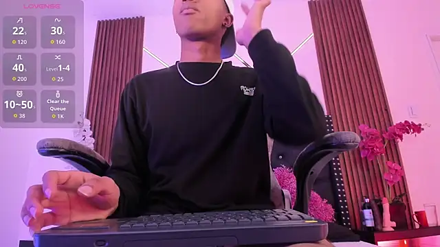 SammyAdams  online show from October 2025 12:47:01 PM