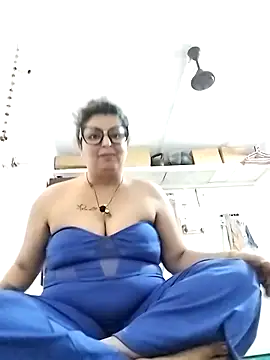 Jann Riya333 online show from November 2025 03:25:01 PM