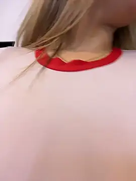 AngelBlushXXX online show from November 2025 10:32:02 PM