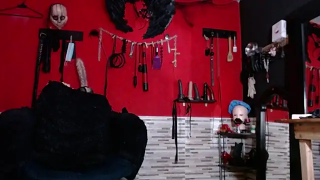 Miss Mirandaa online show from April 2026 12:04:01 AM