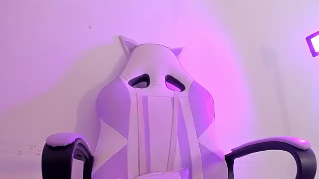 Snapshot of Gabrielaa_Miller_ chatting on November 2025 07:13:02 PM Gabrielaa Miller online show from November 2025 07:13:02 PM