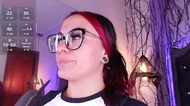 Zami Escobar of online show from April 2026 07:33:02 PM