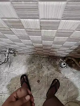 Snapshot of vers_negi9 chatting on October 2025 03:42:02 AM vers negi9 online show from October 2025 03:42:02 AM