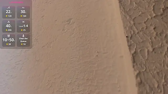 Candy Hott7 online show from October 2025 07:46:02 PM