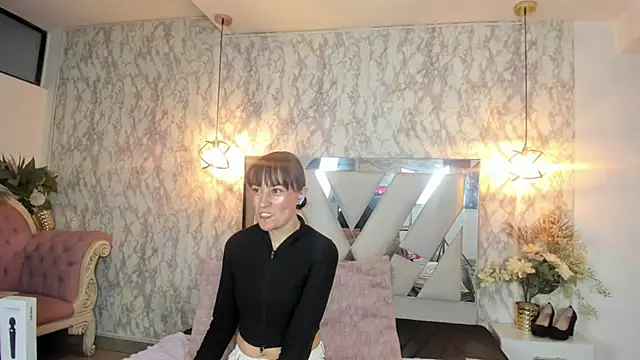 Candy Hott7 online show from March 2026 09:11:01 PM