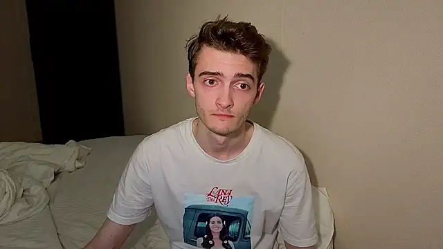 Snapshot of spider____man chatting on June 2026 04:33:01 PM spider man online show from June 2026 04:33:01 PM