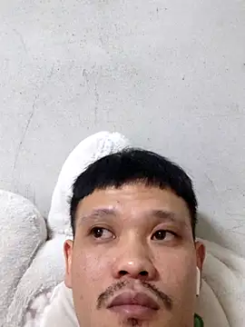 adamSexxy online show from December 2025 01:28:02 PM