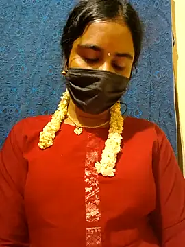 mini-queen online show from April 2026 05:52:01 PM