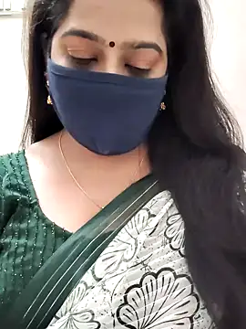 Snapshot of saritha29 chatting on June 2026 04:44:01 PM saritha29 online show from June 2026 04:44:01 PM