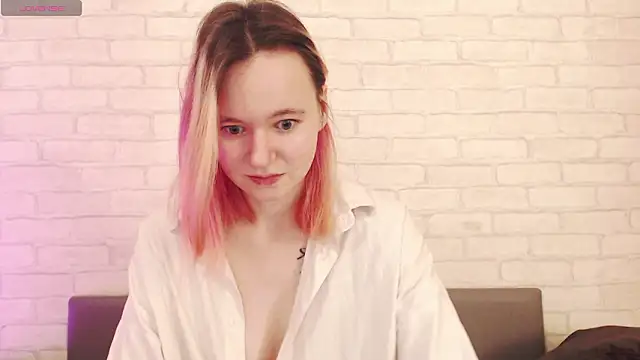 Ericha Stone online show from March 2026 01:24:01 AM