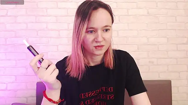 Ericha Stone online show from April 2026 01:16:02 AM