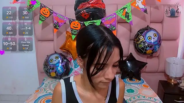 Snapshot of vanesa19_ chatting on November 2025 01:57:01 PM vanesa19 online show from November 2025 01:57:01 PM