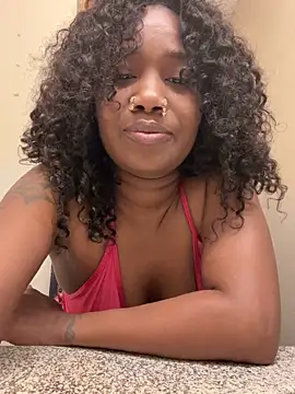 sweeteyecandy online show from April 2026 02:13:01 AM