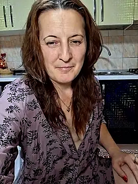 Fluturas2 online show from November 2025 11:14:02 PM