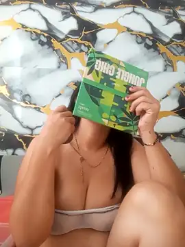 Alisson Morgann online show from November 2025 01:04:01 PM