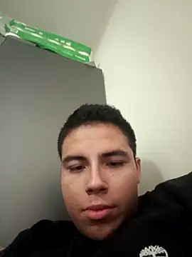 Snapshot of Bhuaman chatting on October 2025 07:10:02 AM Bhuaman online show from October 2025 07:10:02 AM