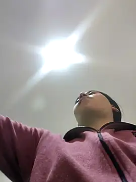 AmberGold- online show from April 2026 08:31:01 PM